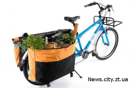 У Житомирській області двоє чоловіків на велосипедах перевозили 13 кг наркотиків