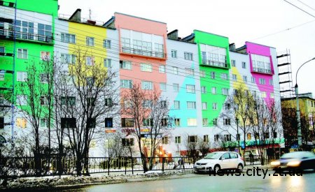 В який колір пофарбувати будинок?