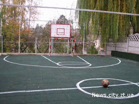 Житомиряни отримають нові спортивні майданчики від міністра