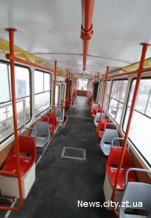 Все керівництво Житомира та області «каталося» на нових-старих трамваях, куплених у Вінниці майже «надурняк»