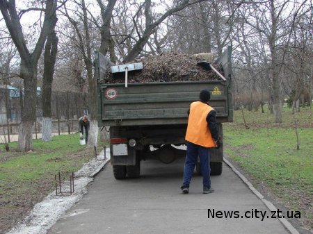 У Житомирі візьмуть на роботу десятки громадських «охоронців чистоти»