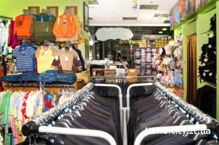 У Дніпропетровську відкрився перший дитячий «магазин без грошей»