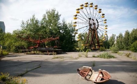 Чорнобильську зону відкрили для туризму. У програмі - Чорнобиль, саркофаг і Прип'ять.