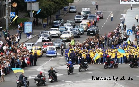 День Житомира: парад ретро автомобілів.ФОТО