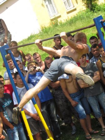У Житомирі відбулися змагання на турніках "STREET Тренування"