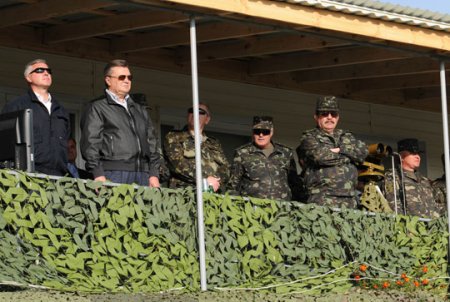 За ходом військових навчань на Житомирщині приїхав особисто поспостерігати Президент Янукович