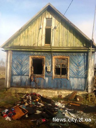 В Олевському районі під час пожежі мало не загинула мати і її 6-річна донька