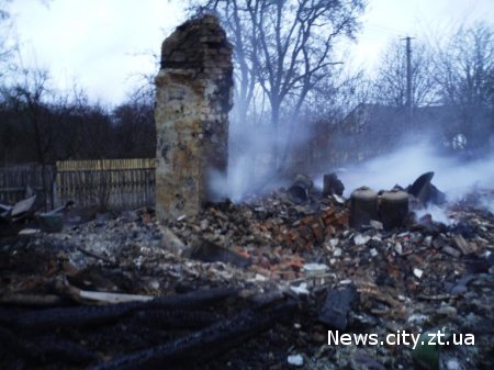 Минулої ночі в Житомирській області на пожежі загинули дві літні жінки