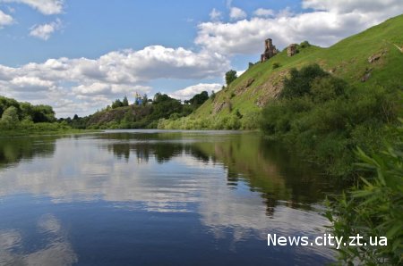 На Житомирщині у річці Случ втопився чоловік.