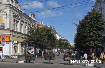 Для реконструкції пішохідної вулиці Михайлівської у Житомирі не можуть знайти проектантів