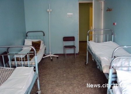 Через недофінансування в лікарнях Житомирщини значно зменшать кількість стаціонарних ліжок