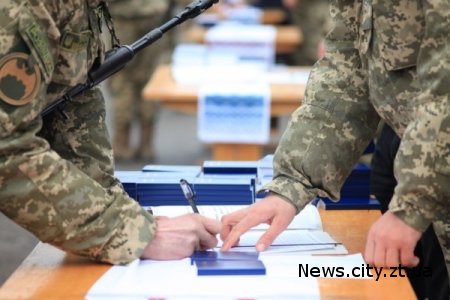 Збройні Сили України продовжують набір контрактників на військову службу