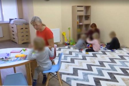 Мешканці новобудови в Житомирі скаржаться на приватний дитячий садок в їх будівлі